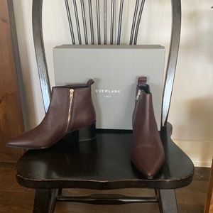 Woman’s Everlane The Boss Boot. Size 6. Burgundy